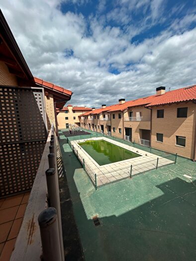 Casas en venta y pisos alquiler - 2