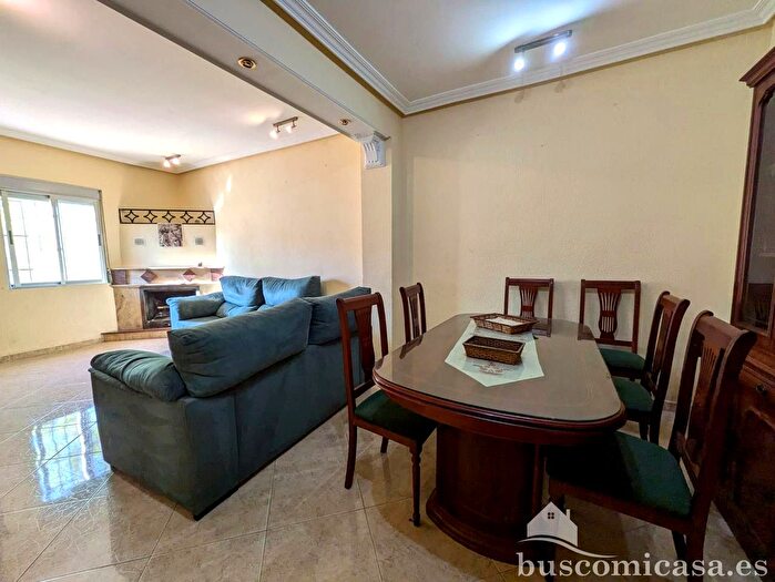 Casas en venta y pisos alquiler - 1