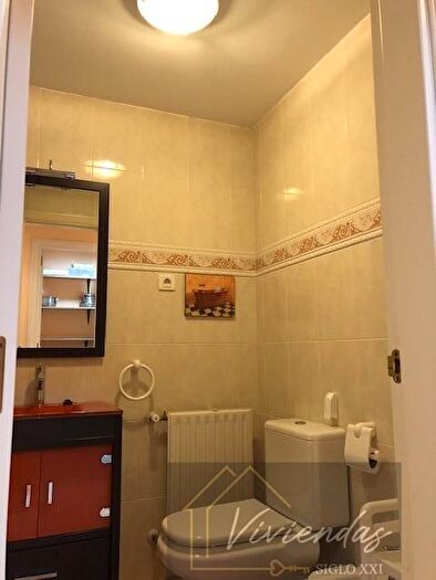 Casas en venta y pisos alquiler - 2
