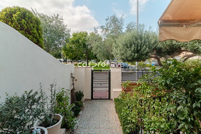 Casas en venta y pisos alquiler - 1