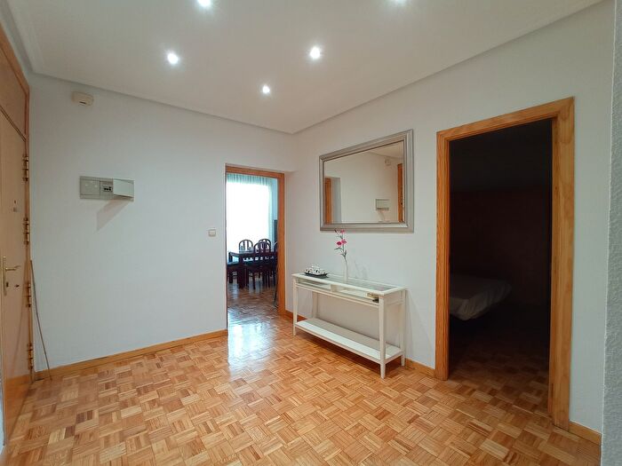 Casas en venta y pisos alquiler - 2