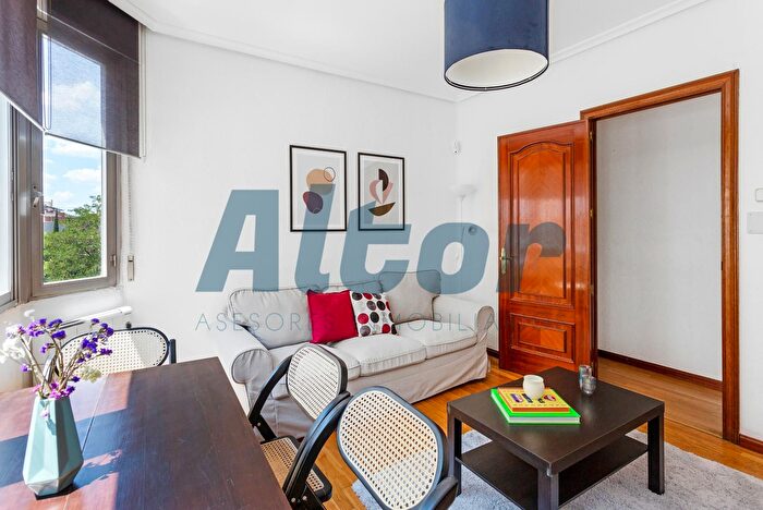 Casas en venta y pisos alquiler - 2