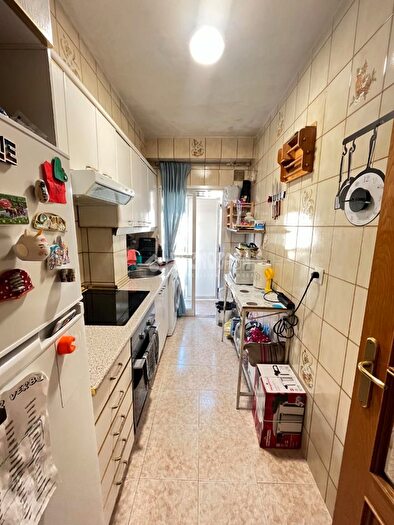 Casas en venta y pisos alquiler - 2