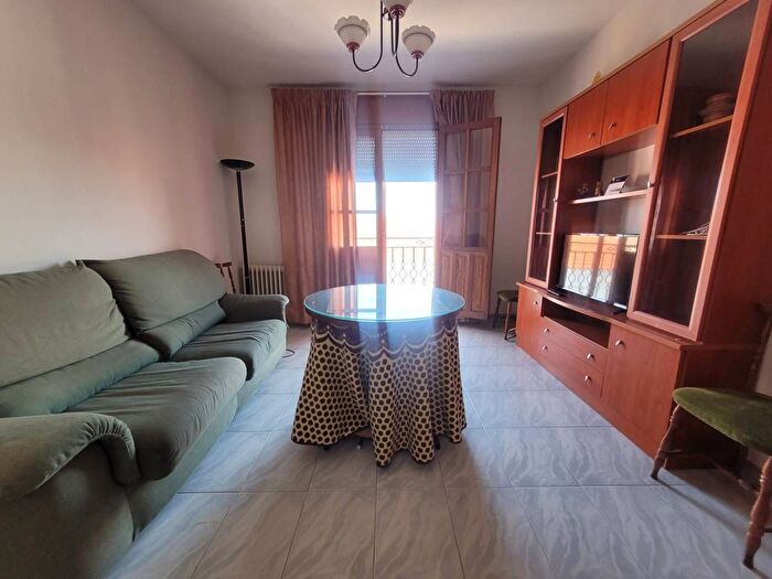 Piso en alquiler en Baza, Granada de 2 habitaciones