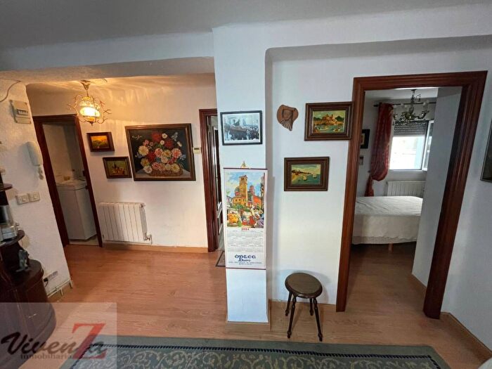 Casas en venta y pisos alquiler - 2