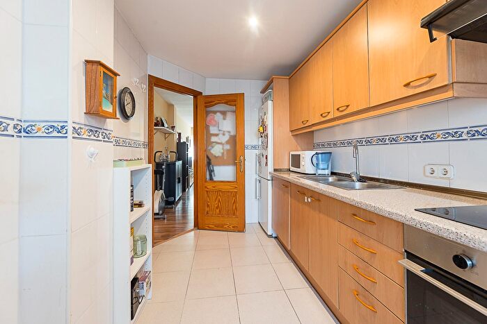 Casas en venta y pisos alquiler - 2