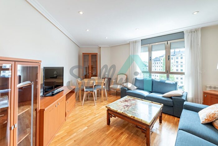 Casas en venta y pisos alquiler - 1