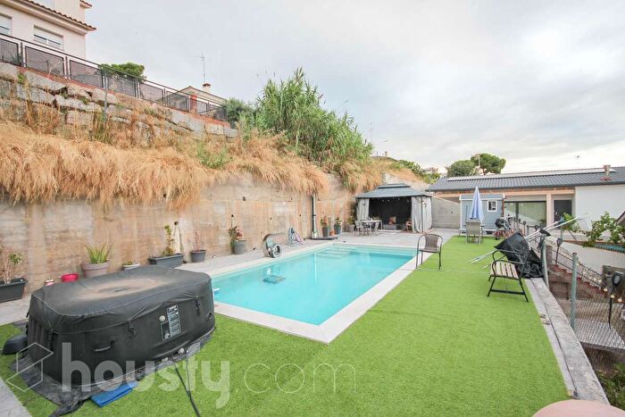 Casa en venta en Lliçà dAmunt, Barcelona de 6 habitaciones