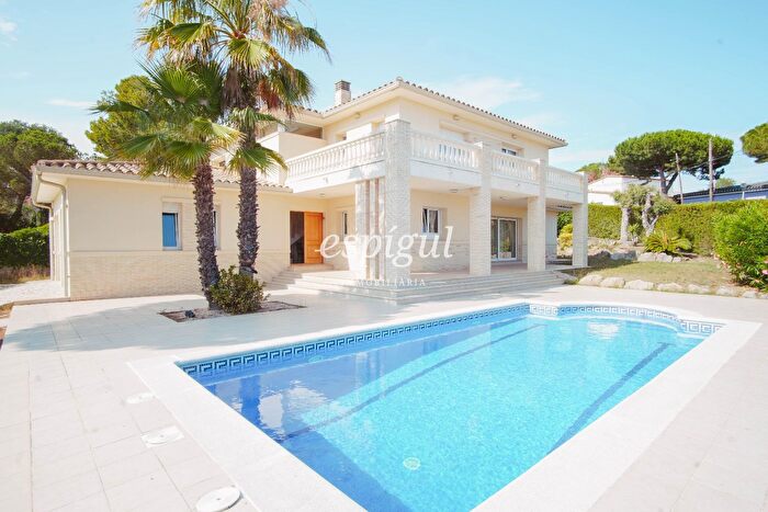 Casa en venta en Platja dAro, Fenals de 4 habitaciones
