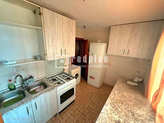 Casas en venta y pisos alquiler - 2
