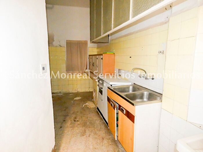 Casas en venta y pisos alquiler - 2