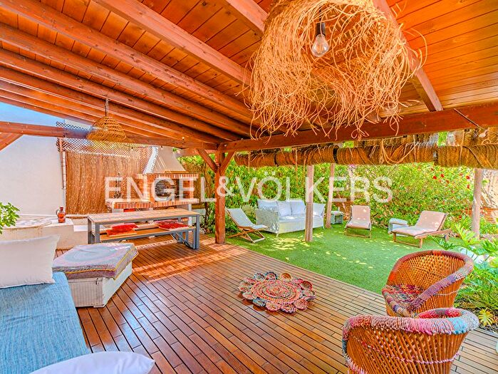 Casas en venta y pisos alquiler - 1
