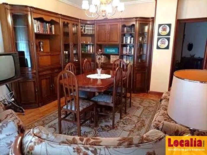 Casas en venta y pisos alquiler - 2