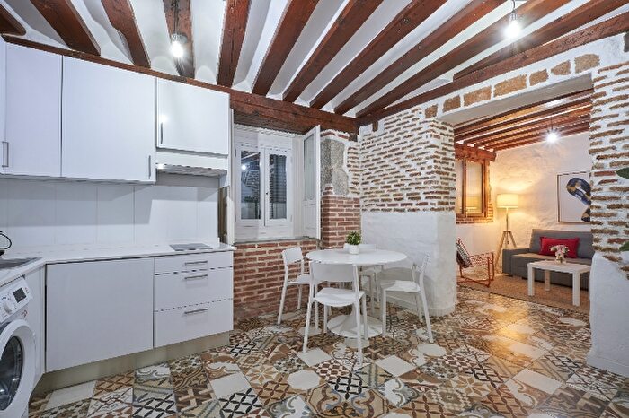 Casas en venta y pisos alquiler - 3
