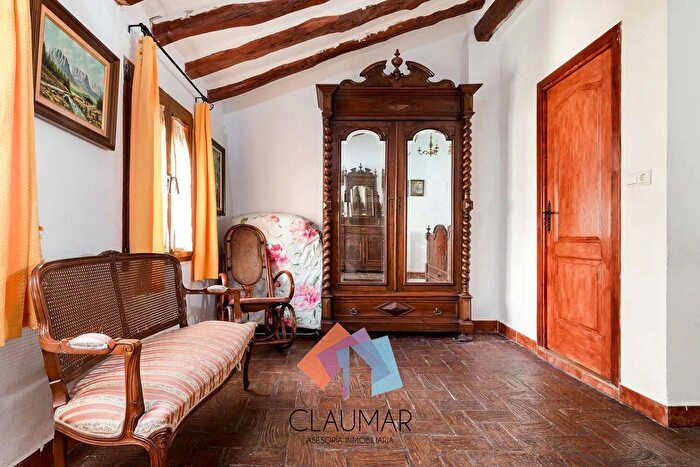Casas en venta y pisos alquiler - 1