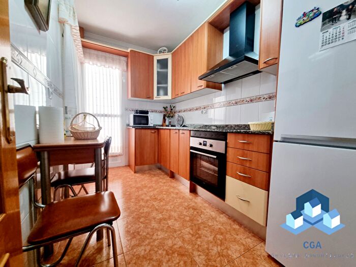 Casas en venta y pisos alquiler - 1