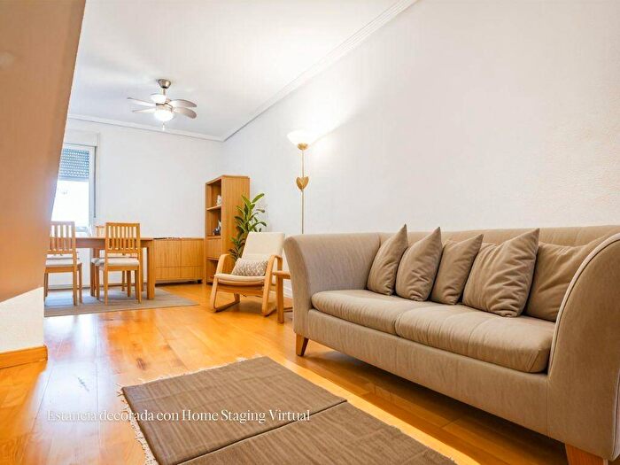 Casas en venta y pisos alquiler - 1
