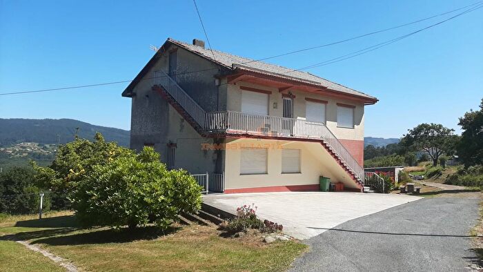 Casa en venta en Sedes Pedroso Doso, Narón de 6 habitaciones