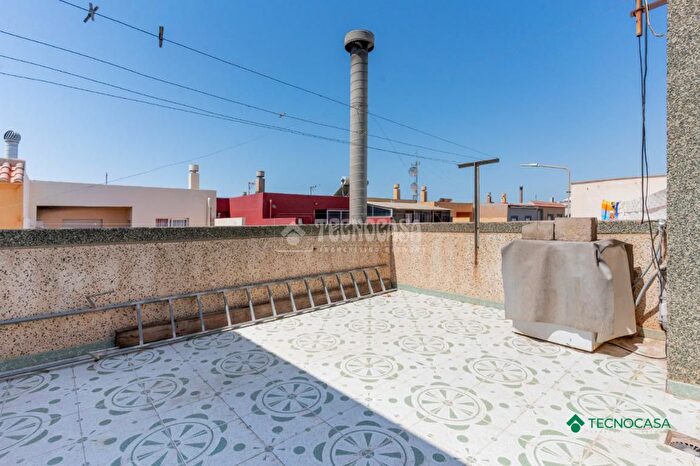 Casas en venta y pisos alquiler - 2