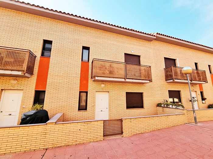 Casa en venta en María de Huerva, Zaragoza de 4 habitaciones