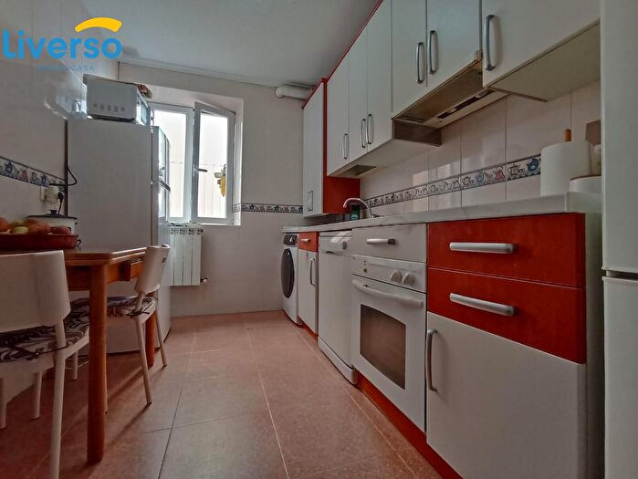 Casas en venta y pisos alquiler - 1