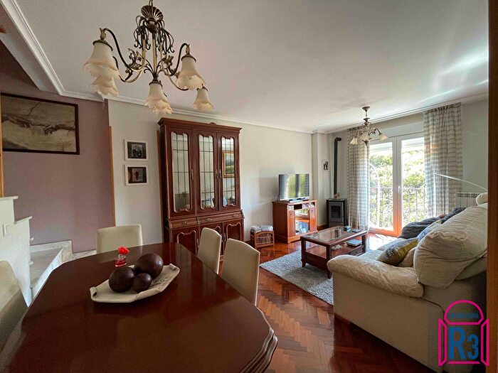 Casas en venta y pisos alquiler - 1