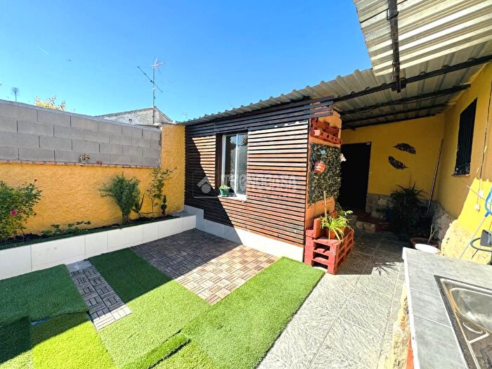Casas en venta y pisos alquiler - 1