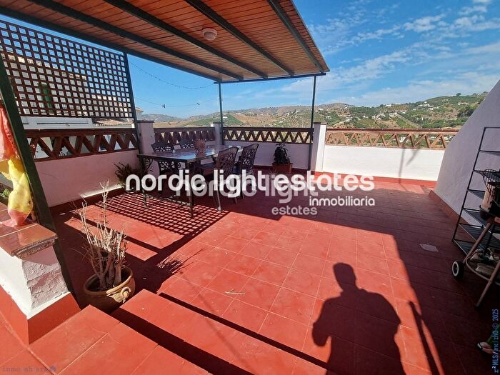 Piso en venta en Frigiliana, Málaga de 2 habitaciones