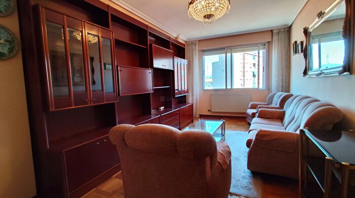 Casas en venta y pisos alquiler - 1