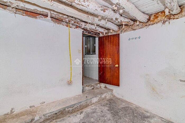 Casas en venta y pisos alquiler - 2