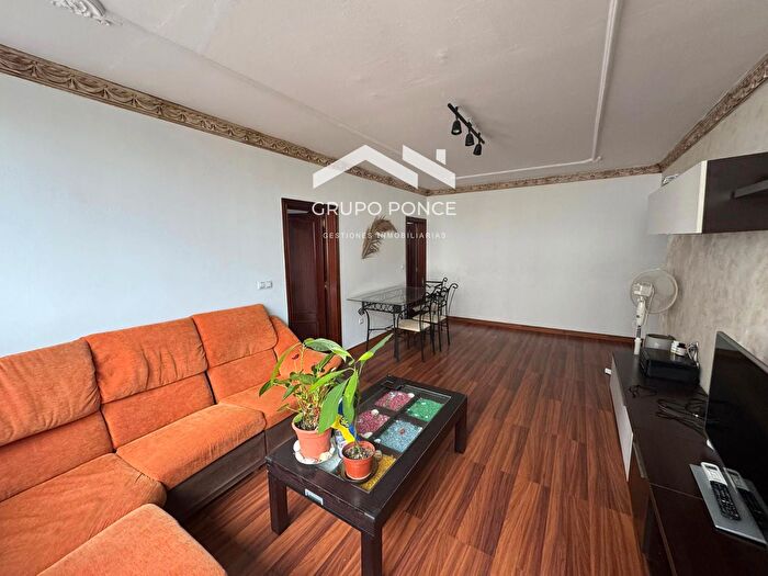 Casas en venta y pisos alquiler - 2