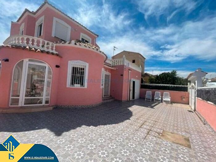 Casa en venta en Orihuela Costa, La Florida de 5 habitaciones