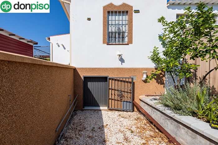 Casas en venta y pisos alquiler - 1