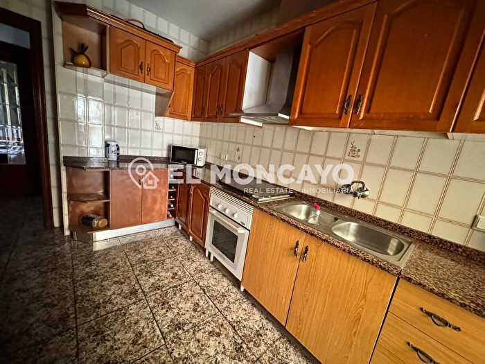 Casas en venta y pisos alquiler - 3