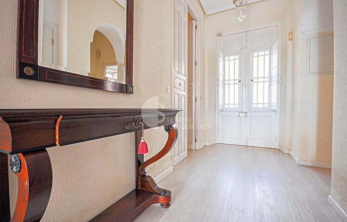 Casas en venta y pisos alquiler - 3