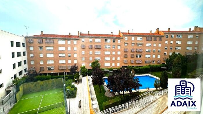Casas en venta y pisos alquiler - 1