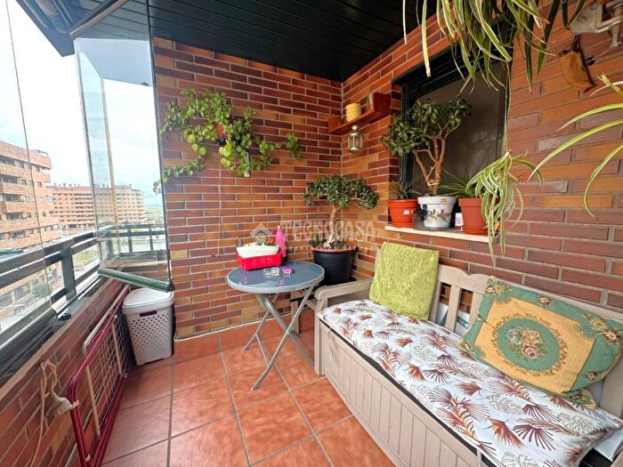Casas en venta y pisos alquiler - 1