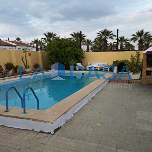 Casas en venta y pisos alquiler - 2