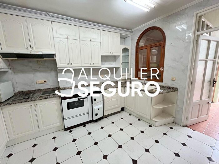 Piso en alquiler en Aguilar de Campoo, Palencia de 6 habitaciones