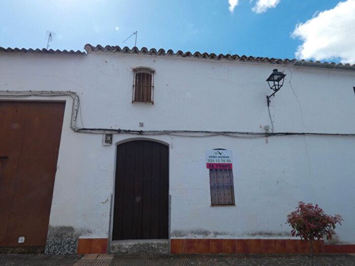 Casas en venta y pisos alquiler - 1