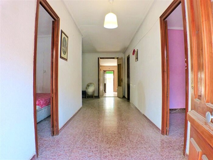 Casas en venta y pisos alquiler - 2