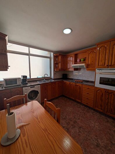 Casas en venta y pisos alquiler - 2