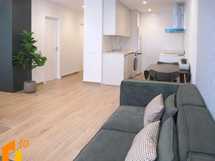 Casas en venta y pisos alquiler - 2