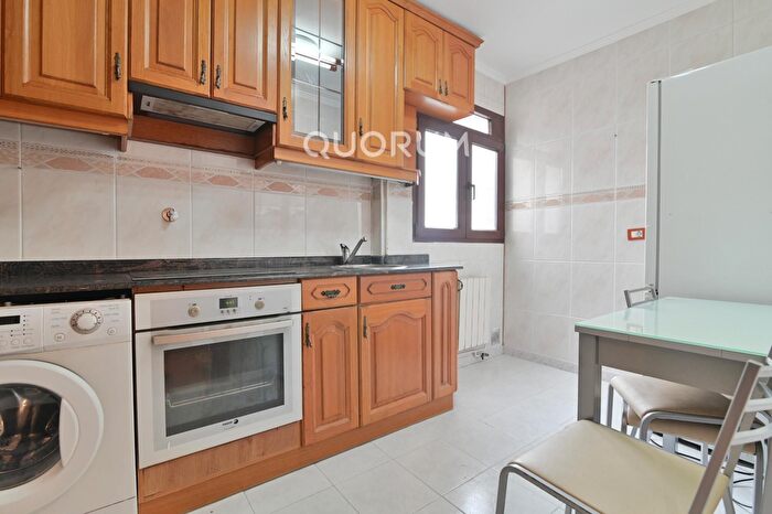 Casas en venta y pisos alquiler - 2