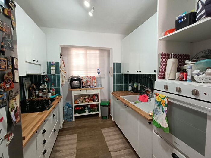 Casas en venta y pisos alquiler - 2
