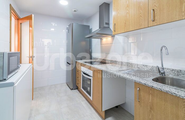 Casas en venta y pisos alquiler - 2