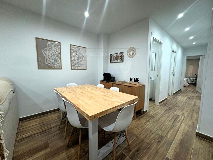 Casas en venta y pisos alquiler - 1