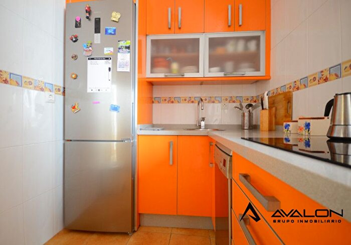 Casas en venta y pisos alquiler - 2