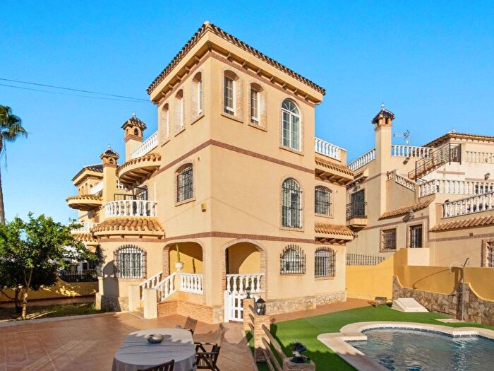 Casas en venta y pisos alquiler - 1