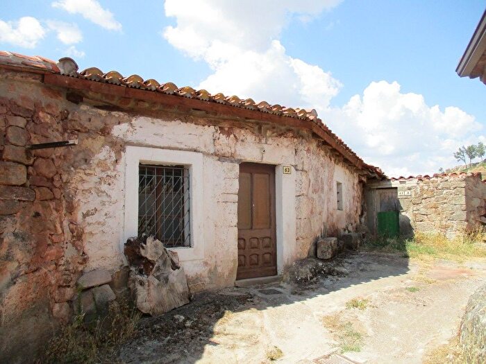 Casas en venta y pisos alquiler - 1